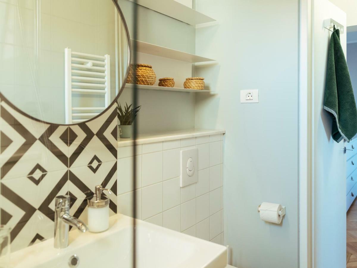 Parklake Design Apartment - Fabulous View - Netflix Bucarest Extérieur photo