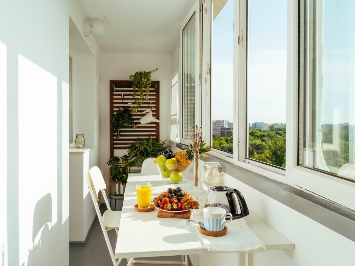 Parklake Design Apartment - Fabulous View - Netflix Bucarest Extérieur photo