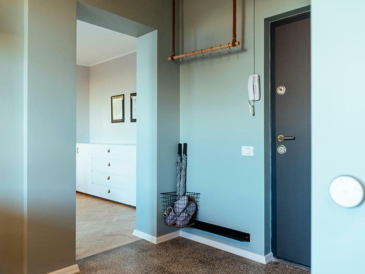 Parklake Design Apartment - Fabulous View - Netflix Bucarest Extérieur photo