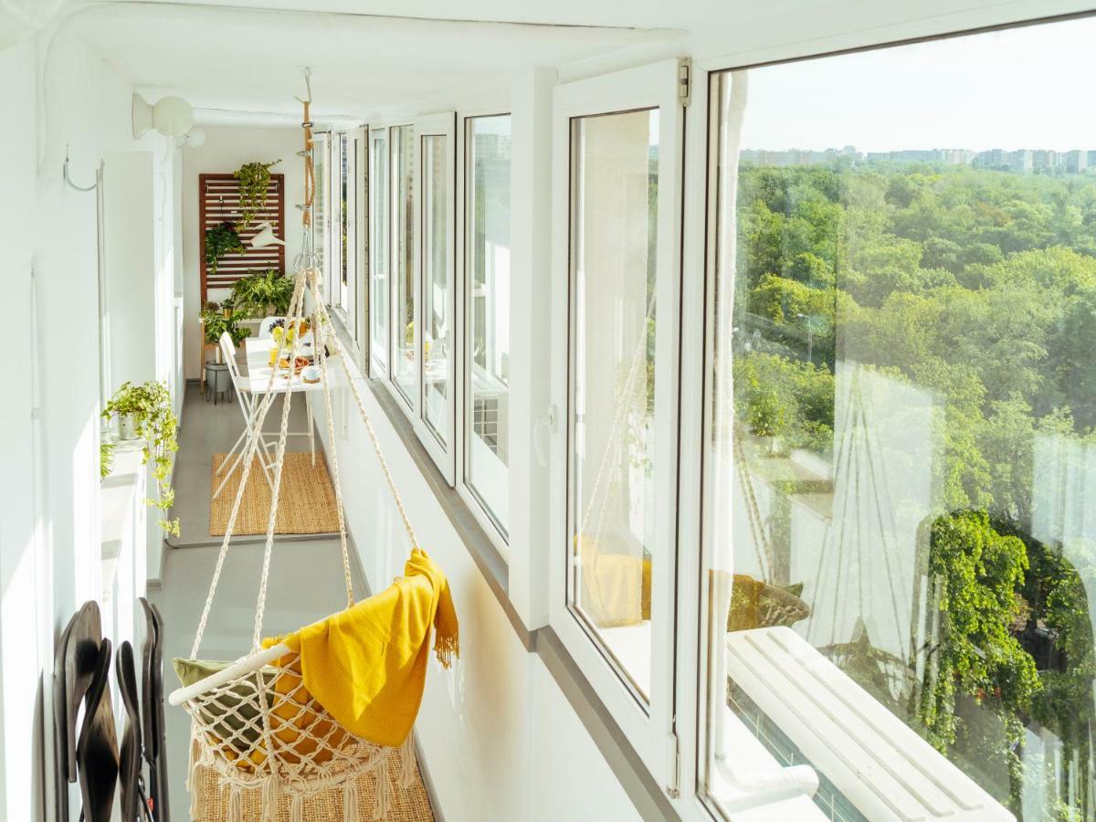 Parklake Design Apartment - Fabulous View - Netflix Bucarest Extérieur photo